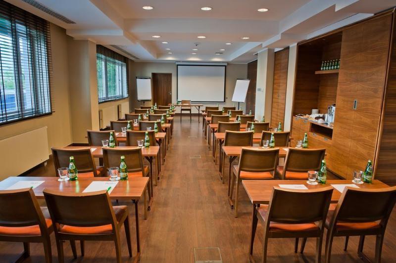 Desilva Warszawa Piaseczno Hotel Piaseczno  Kültér fotó